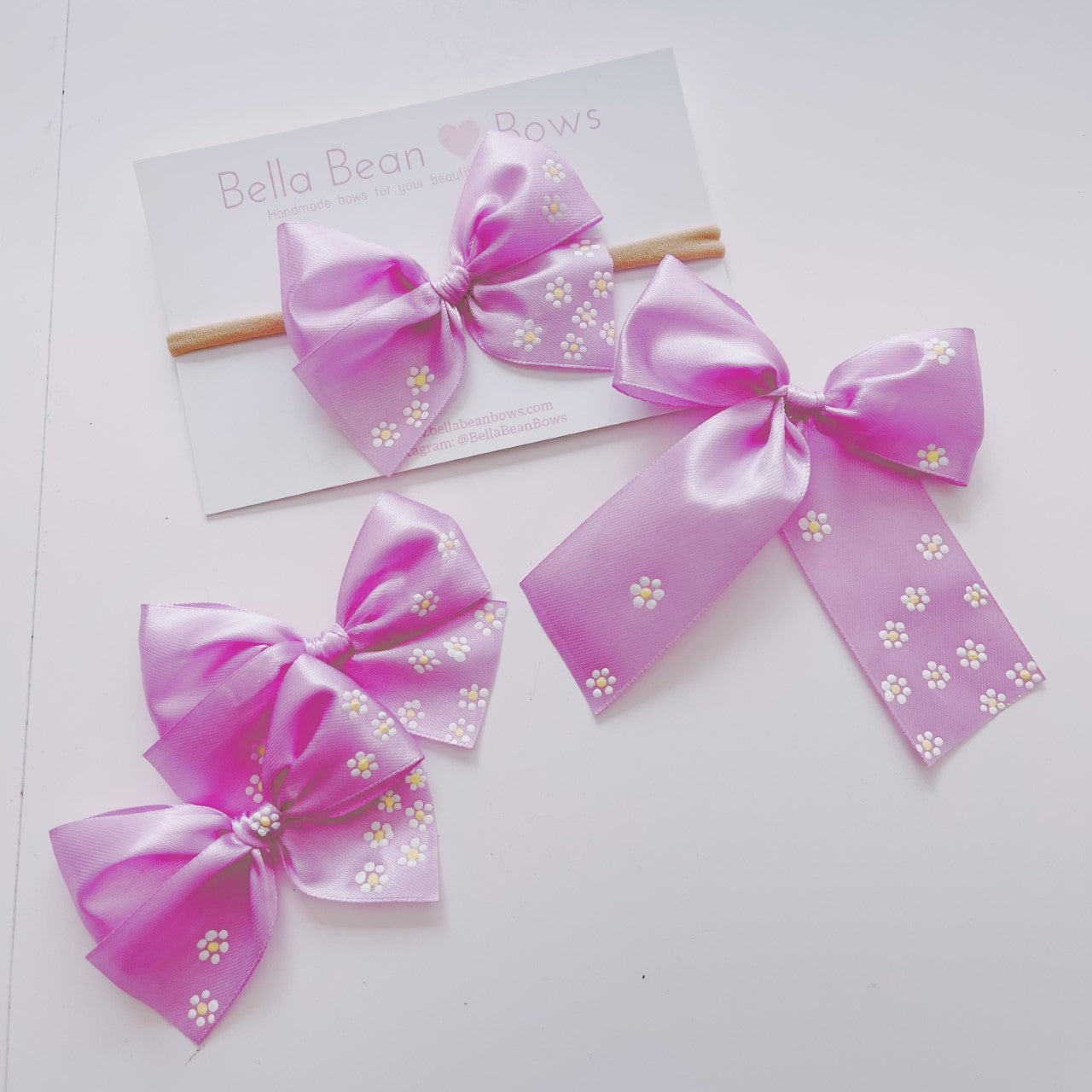 Satin Bow ~ 1.5" // Hand-painted Daisies // Orchid