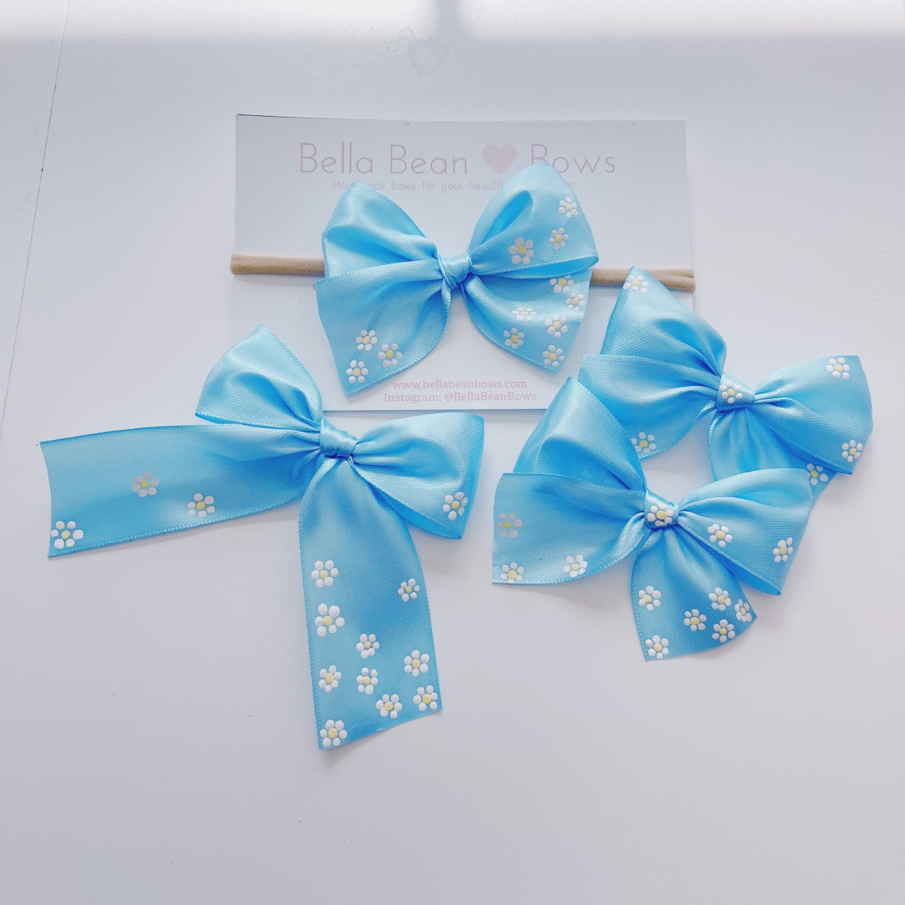 Satin Bow ~ 1.5" // Hand-painted Daisies // Blue-Jay